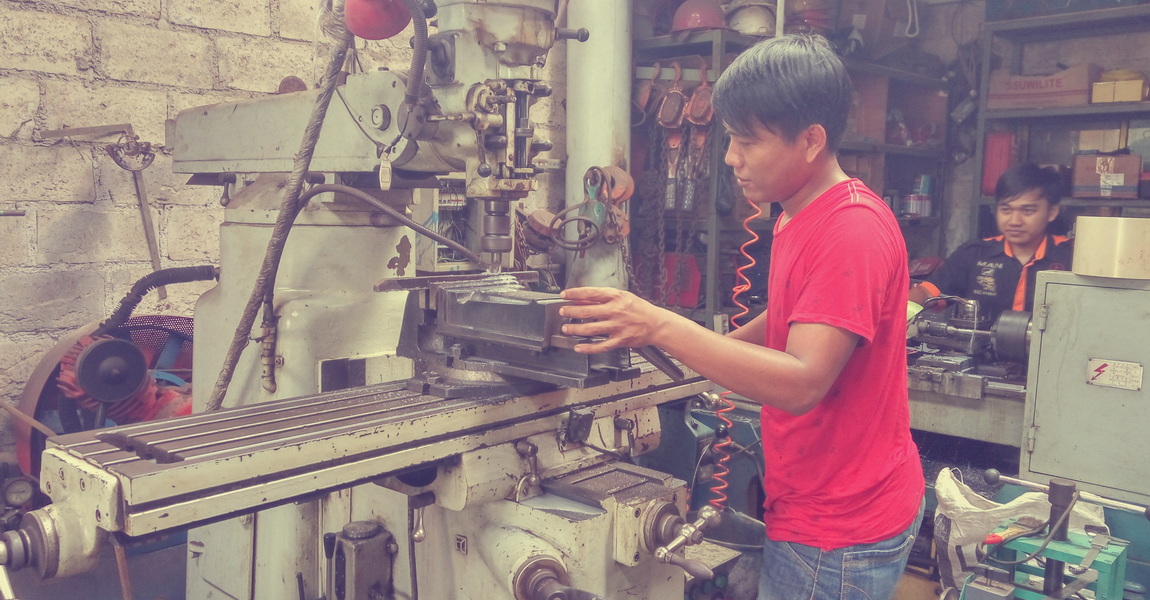 Boiler, overhaul boiler, perbaikan boiler, pipa boiler, refractory boiler, boiler gas, boiler solar, boiler batu bara, retubing pipa boiler, penggantian pipa boiler, jual boiler, harga boiler, boiler second, economizer, cyclone, piping steam, pipa steam, bata api, cerobong, cerobong asap, ducting, cerobong boiler, chimney, chimney boiler, harga boiler, installasi boiler, modifikasi boiler. Tangki, tangki air, bejana tekan pressure vessel, tangki solar, tangki daerator