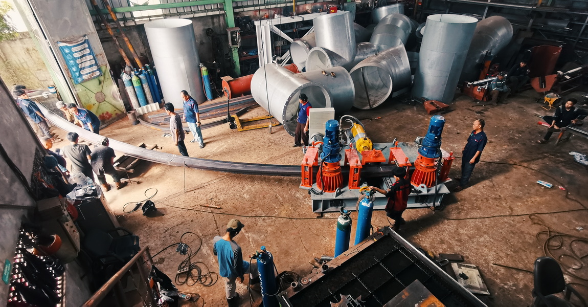 Mesin roll manual, mesin roll hydraulic, roll aluminium, roll stainless, gulung plat, mesin roll ACP, roll ACP, jual mesin, jual mesin roll, roll plat murah, roll plat bekas, jual mesin roll murah, pancawahana, patend, boiler, mesin roll, roll plat, jasa roll, mesin roll plat, jasa bubut, jasa roll, machining, jual mesin, jual mesin roll, jual mesin roll plat, jasa fabrikasi, fabrikasi alat, fabrikasi mesin, jual mesin, overhaul boiler, perbaikan boiler, perbaikan ducting, cerobong, cerobong asap, tangki timbun, tangki stainless, agitator, mesin hydraulic, harga mesin roll, harga second mesin roll, jasa roll plat, jasa roll stainless, jasa roll ACP, jasa bending plat, bending plat