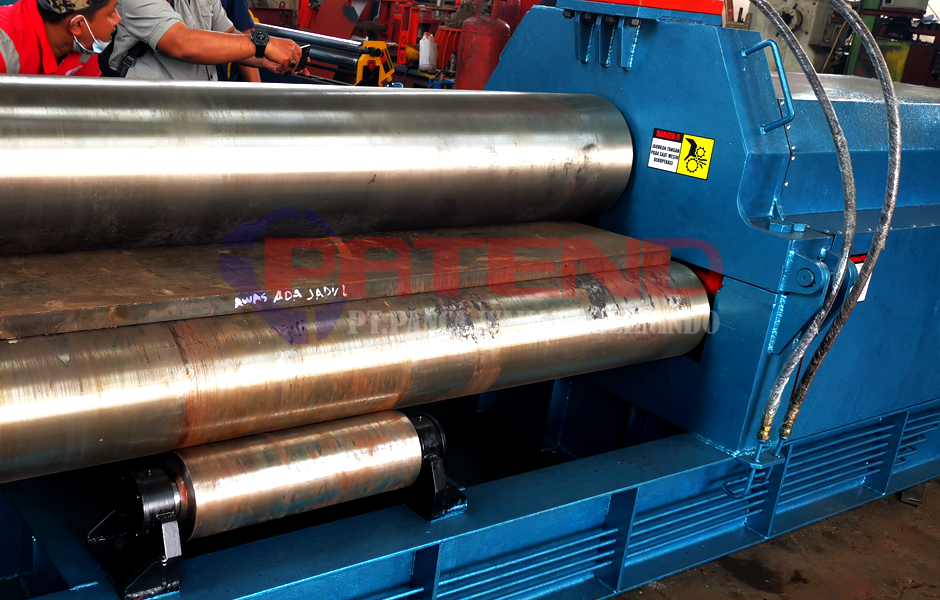 MESIN ROLL PLAT 35 MM L=2,5 Meter HYDRAULIC