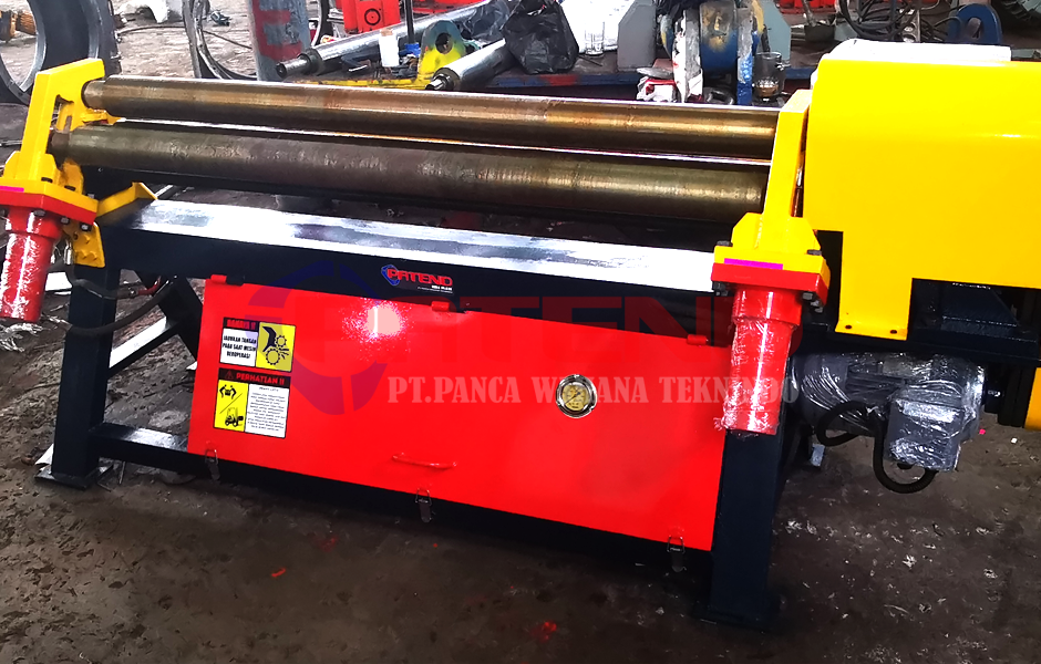 MESIN ROLL PLAT HYDRAULIC 3 MM L=1.3 Meter