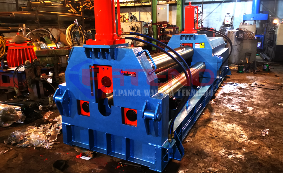 MESIN ROLL PLAT 18 MM L = 2,6 Meter HYDRAULIC